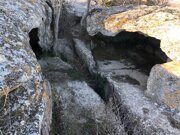 Эски́-Керме́н (укр. Ескі-Кермен, крымско-тат. Eski Kermen, Эски Кермен) — средневековый город-крепос